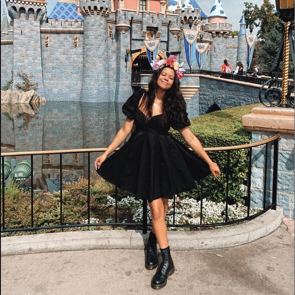 Meet your Posher, McKenzie! - Picture 3 of 5